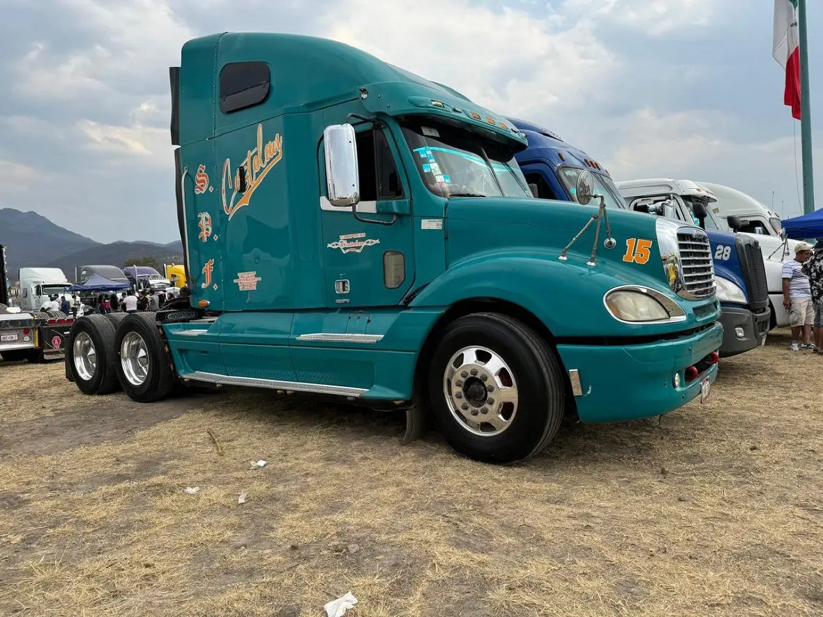Servicio de transporte en caja seca 48 pies - Transportes Castelán